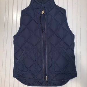 NAVY JCREW CLASSIC VEST